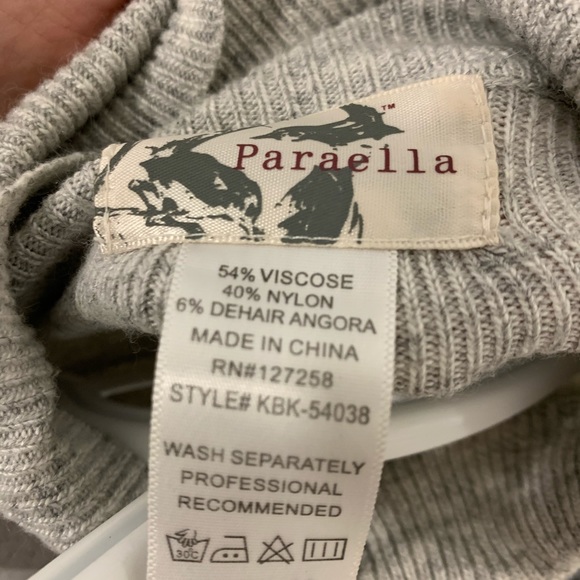 Soft lightweight Sweater Dress - Picture 4 of 4